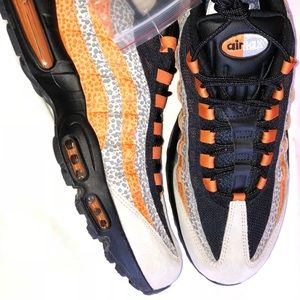 What the Safari size? Exclusive Nike AirMax